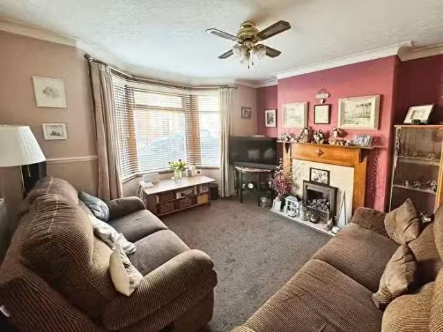 House for sale in Taibach