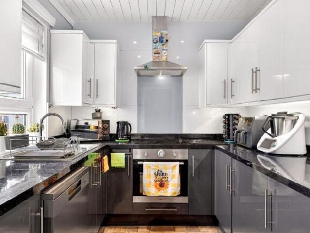 Farm for sale in Uddingston, Scotland