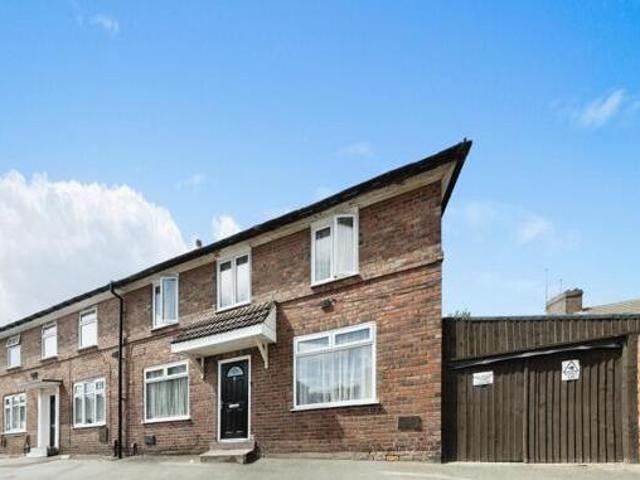 House for sale in Hall End, West Bromwich
