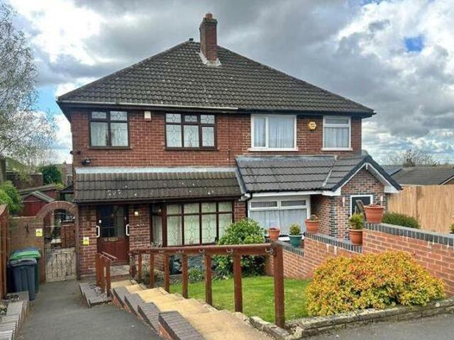House for sale in West Bromwich, West Midlands