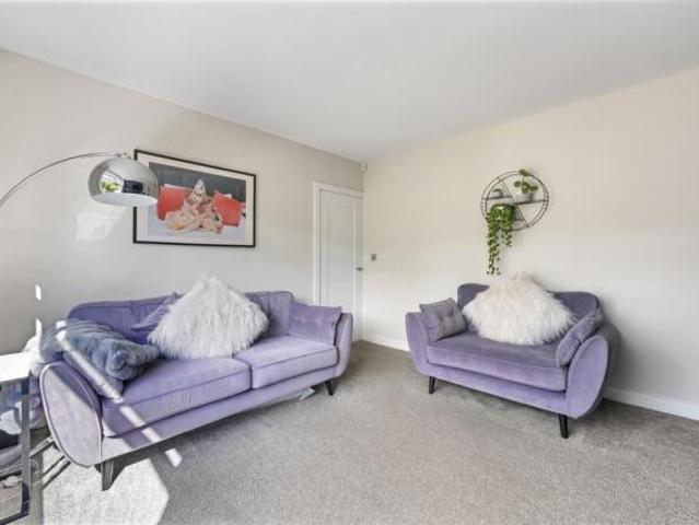 Farm for sale in West Chevin, Guiseley