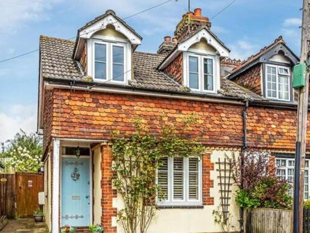 House for sale in The Butts, Kent