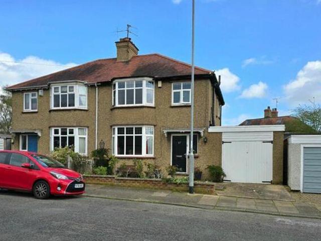 House for sale in Northampton, Northamptonshire