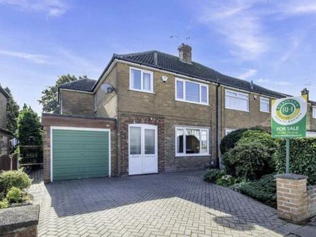 House for sale in Wheatley Hills, South Yorkshire