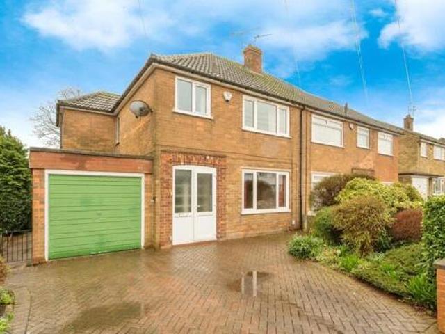 House for sale in Wheatley Hills, South Yorkshire