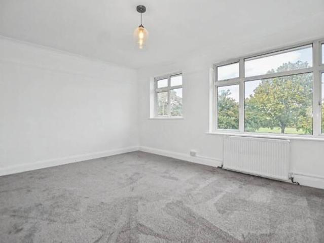 Farm for sale in Erith, Greater London
