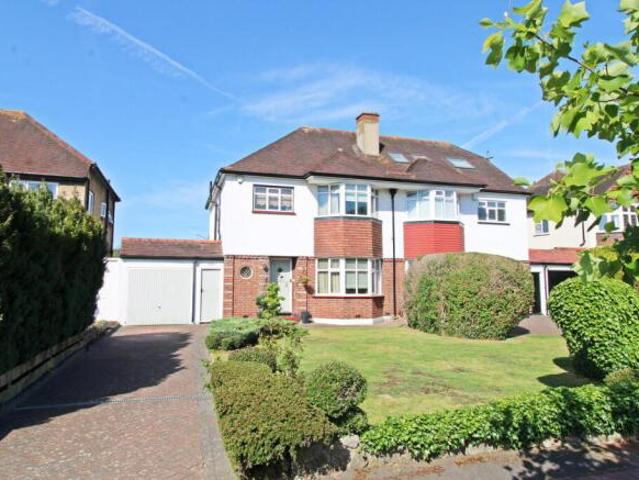 Farm for sale in London Borough of Bromley, Greater London