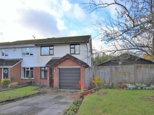 House for sale in Widnes, Cheshire