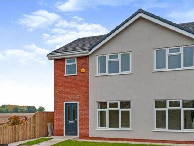 House for sale in Widnes