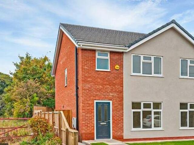 House for sale in Widnes