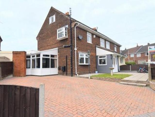 House for sale in Widnes, Cheshire