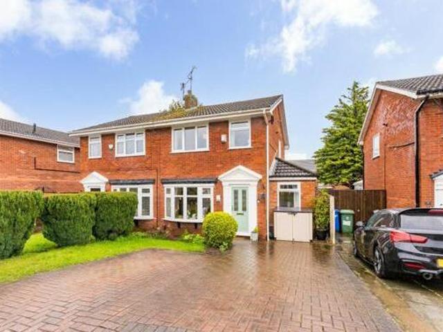 House for sale in Widnes