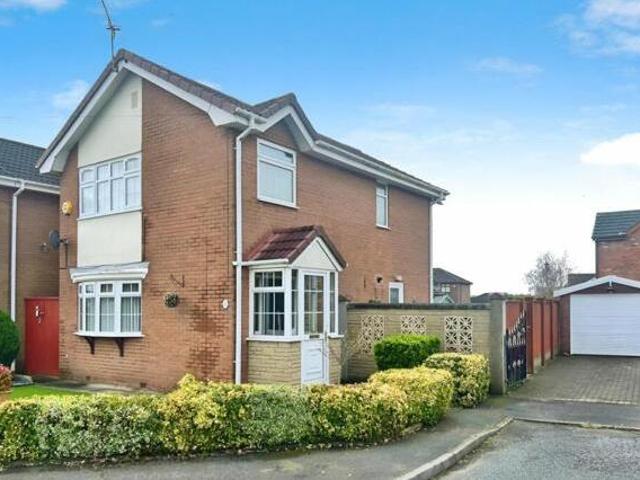 House for sale in Widnes