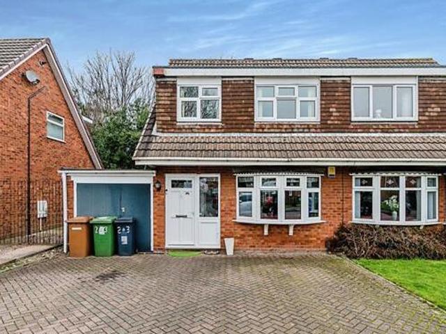 House for sale in Lyons, Greater London