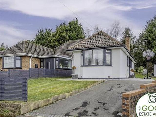 House for sale in Colshaw Farm, Wilmslow