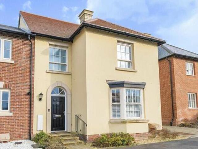 House for sale in Stanmore, Hampshire
