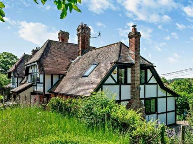 House for sale in Hampshire