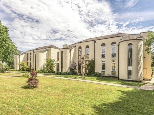House for sale in Otterbourne, Hampshire