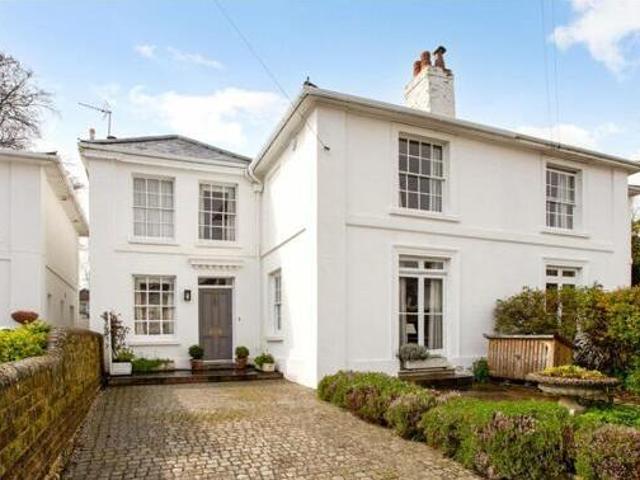 House for sale in Hampshire