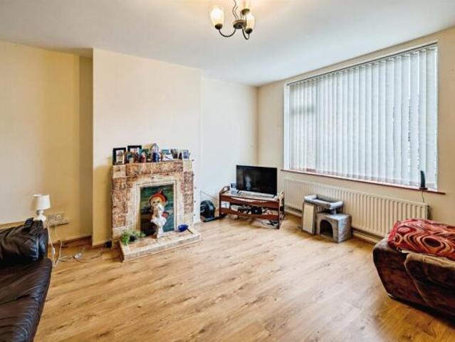 Farm for sale in Cippenham, Slough