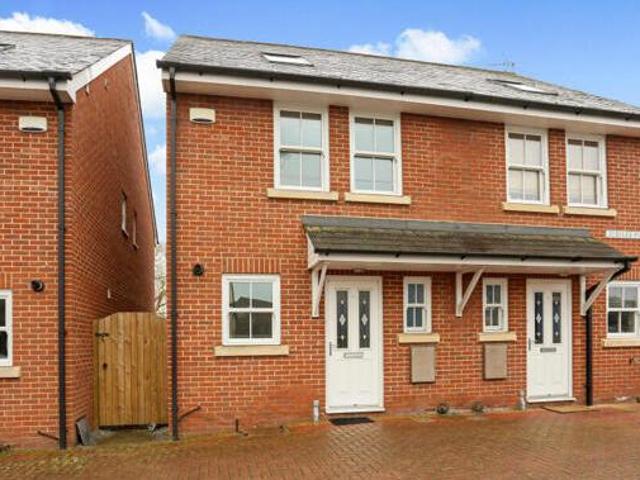 House for sale in Lambourn, West Berkshire