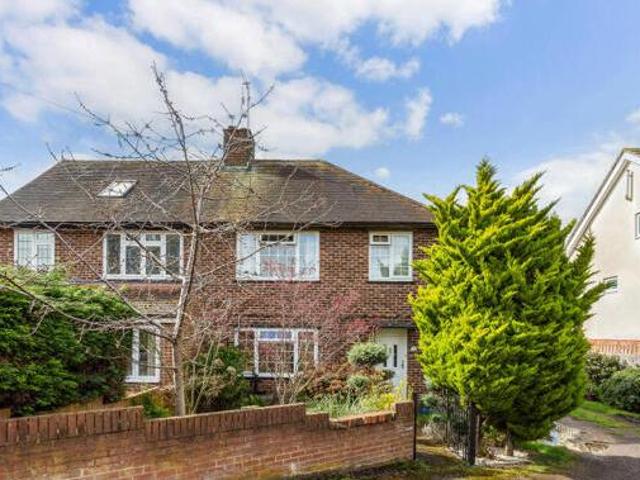 House for sale in Lambourn, West Berkshire