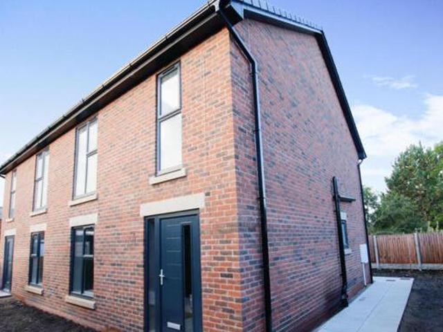 House for sale in Meadowbank, Winsford