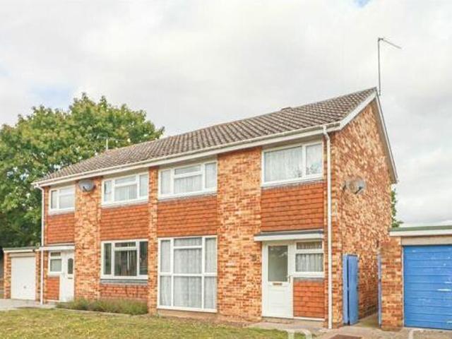 House for sale in Chipping Hill, Essex