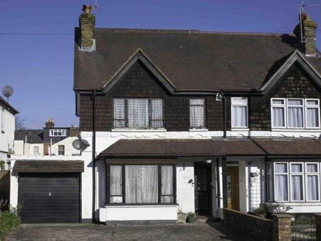 House for sale in Horsell, Woking