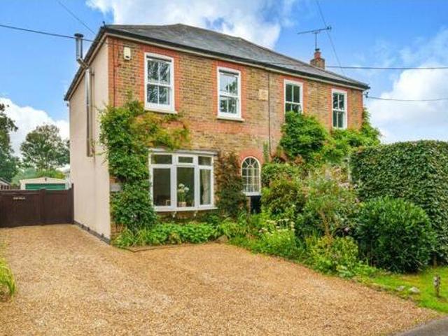 House for sale in Horsell, Woking