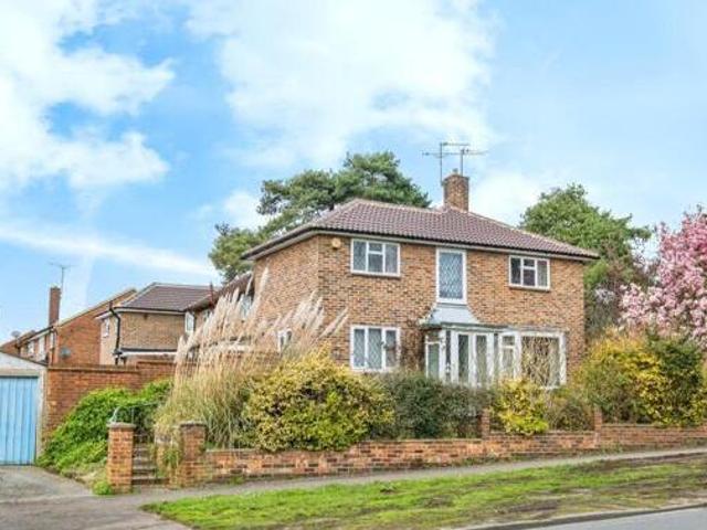 House for sale in Sheerwater, Woking