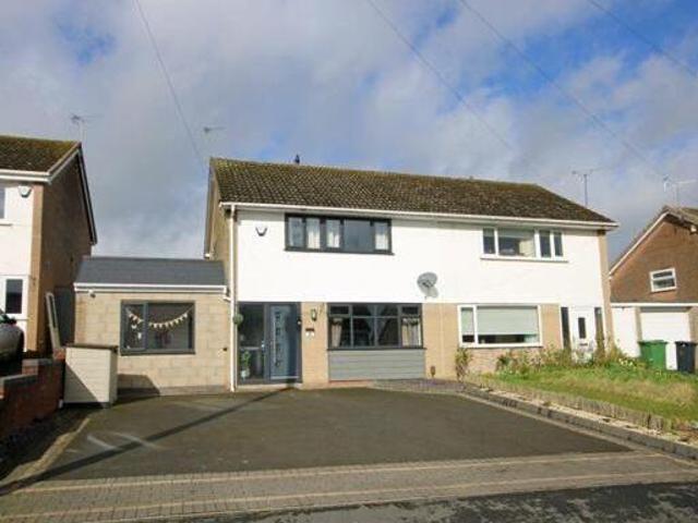 House for sale in Stourbridge, West Midlands