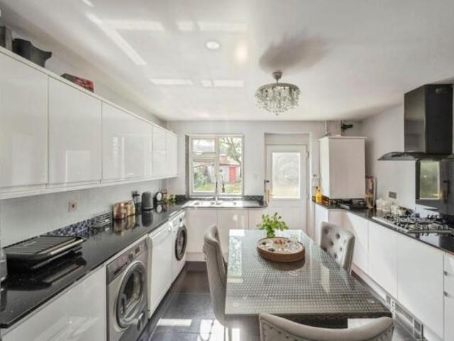 Farm for sale in Doncaster, South Yorkshire