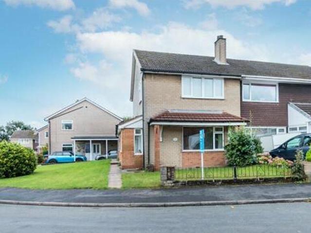 House for sale in Fallings Park, Park Village