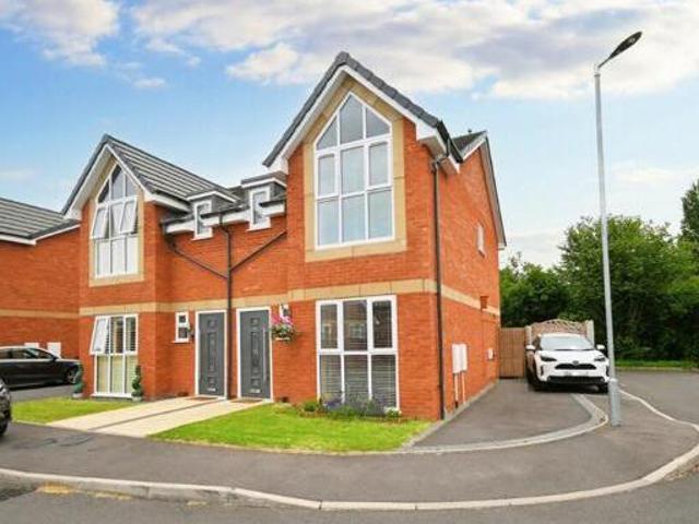 House for sale in Goldthorn Hill, West Midlands