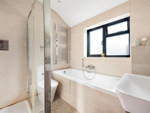 Farm for sale in Caversham, Reading