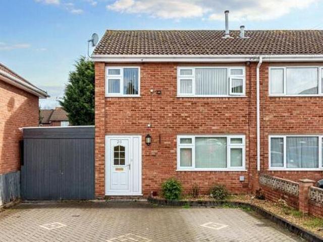 House for sale in The Ronkswood, Worcester