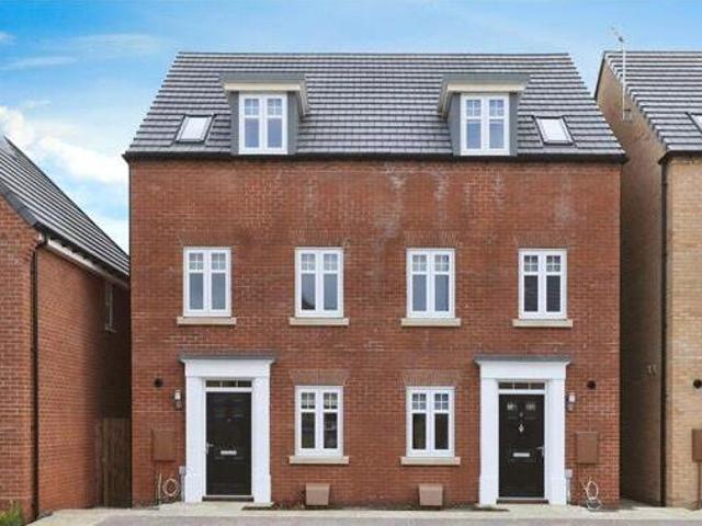 House for sale in Costhorpe, East Midlands
