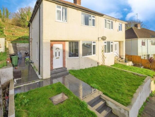 Farm for sale in Follaton, Strode