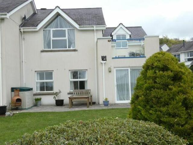 House for sale in Y Felinheli, Wales
