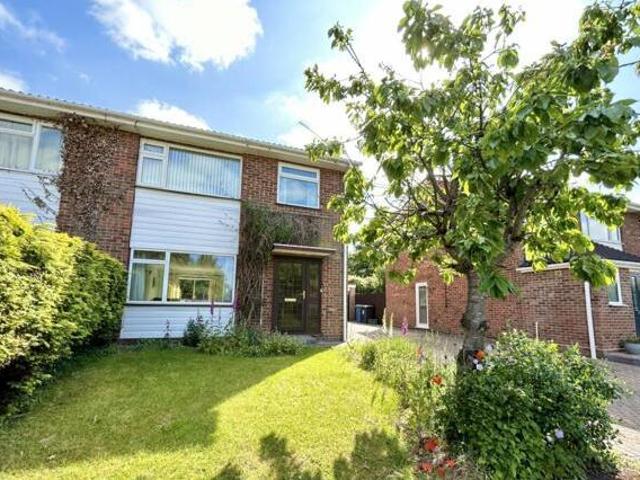 House for sale in Moulsham Green, Hart