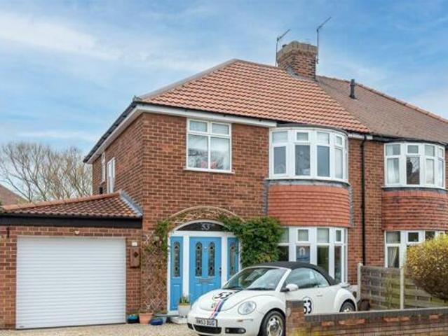 House for sale in High Field, York
