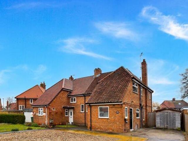 House for sale in High Field, York