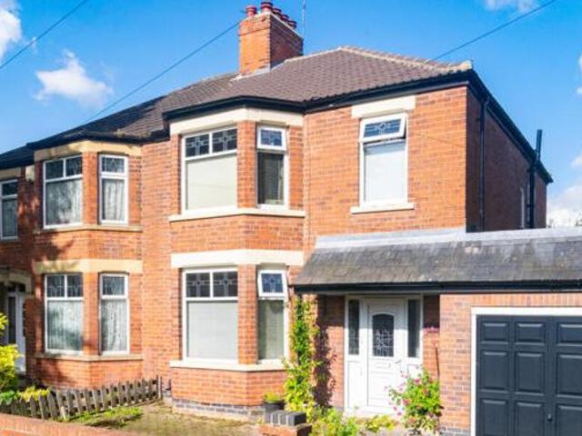 House for sale in High Field, York