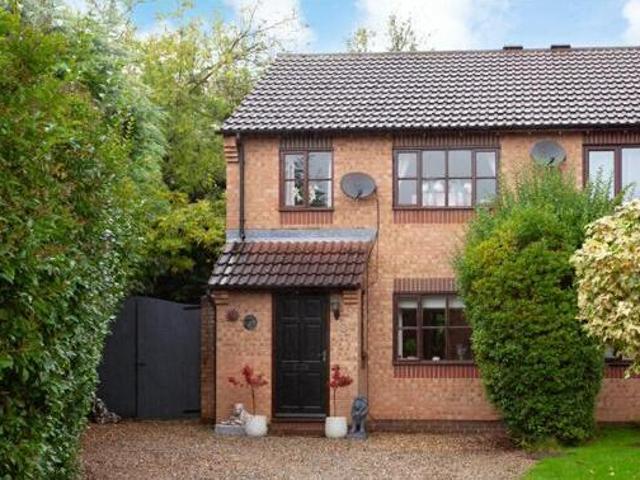 House for sale in High Field, York