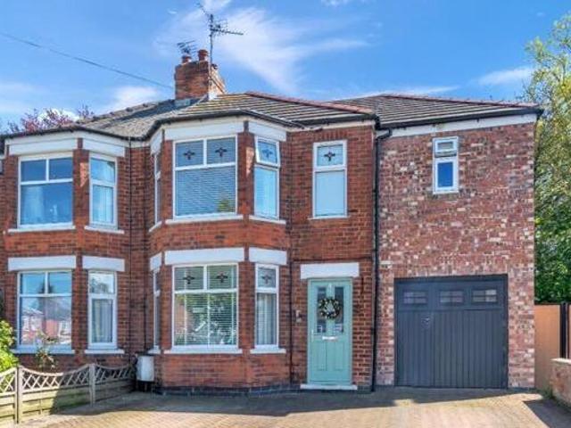 House for sale in High Field, York