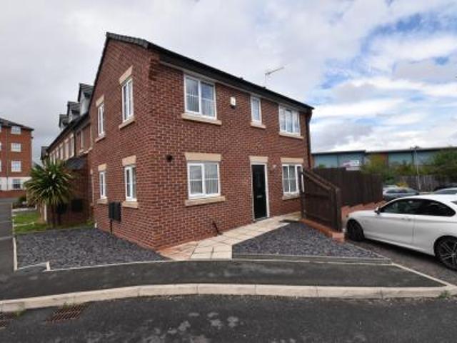 House for rent in Wrexham, Wales