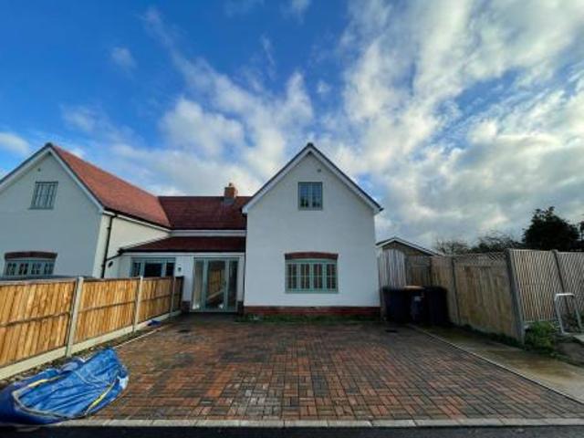 House for rent in Bedford
