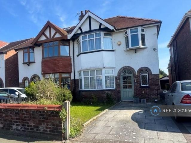 House for rent in Meols Cop, Southport