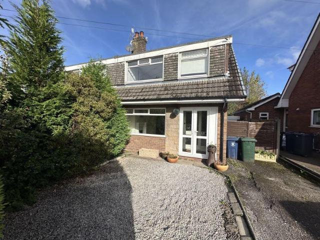 House for rent in Roby Mill, Lancashire